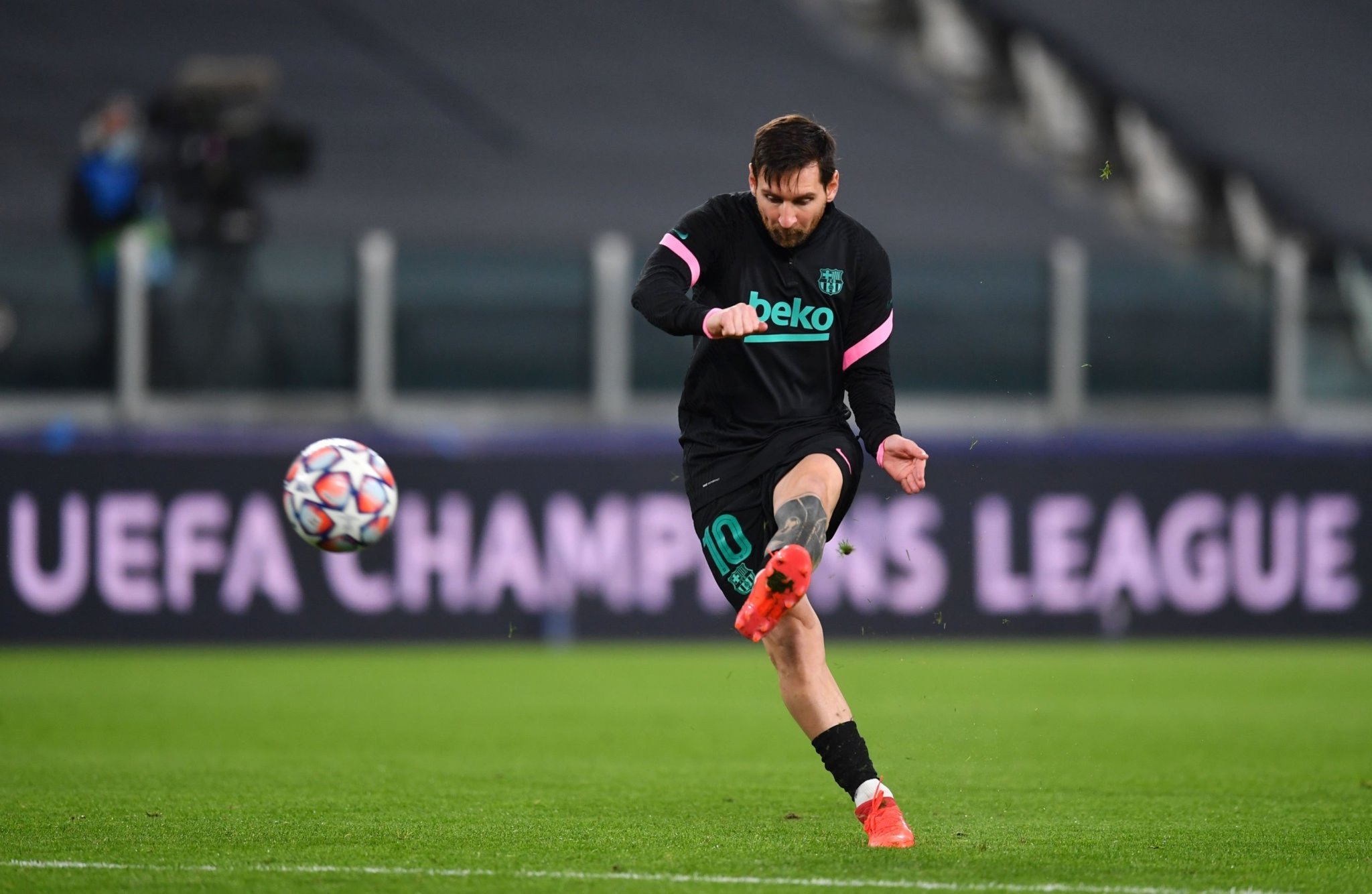 多的国际曝 多的国际曝