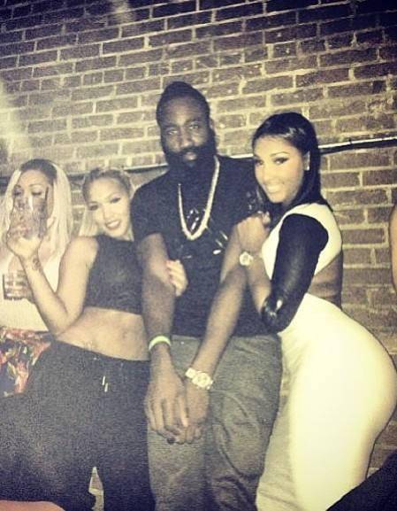 冠军球队以 冠军球队以